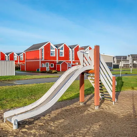 Laksen 64 - By The Town, Beach, And Golf Course Vakantiehuis *