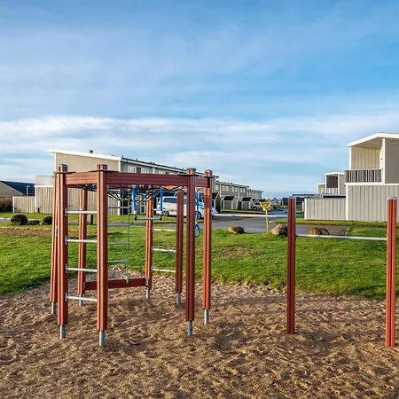 Dom wakacyjny Laksen 64 - By The Town, Beach, And Golf Course